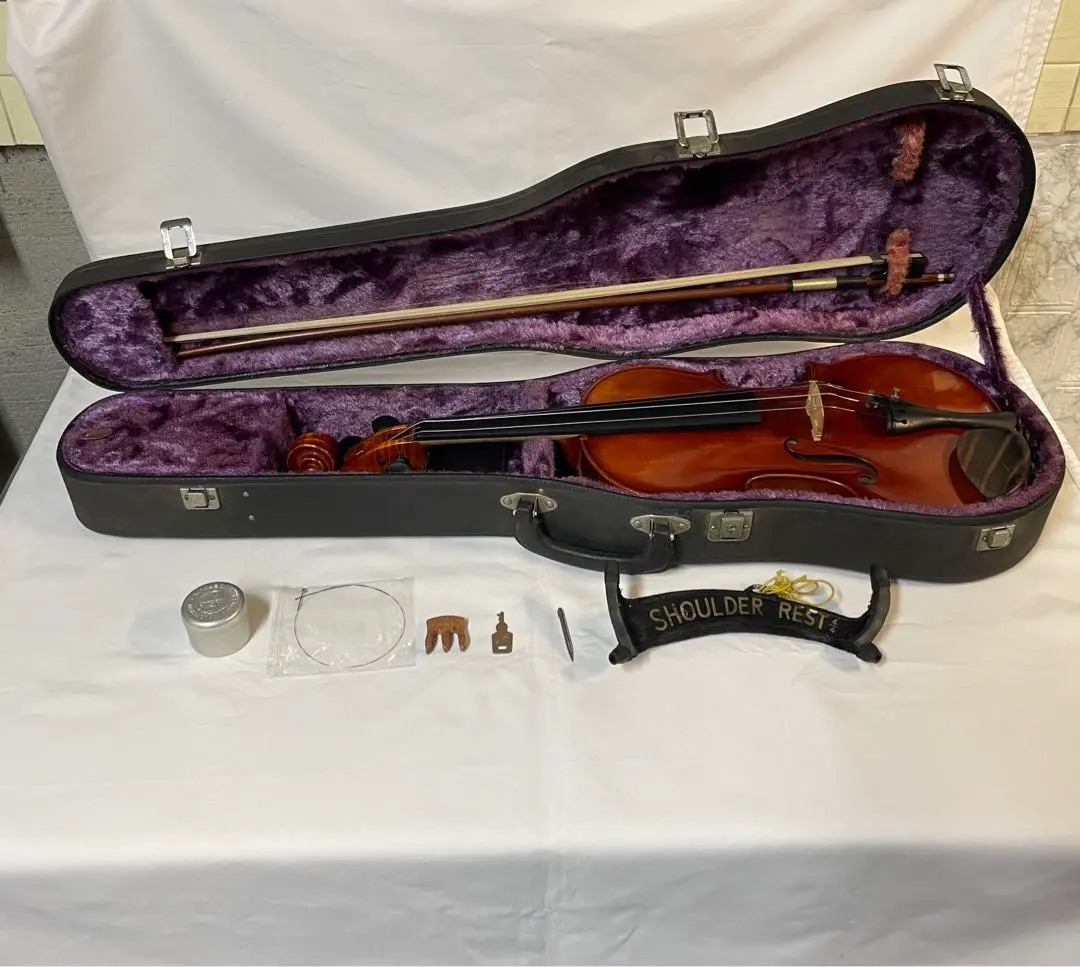 スズキNo.360 バイオリン4/4 1976年製毛替え済ケース、肩当付属