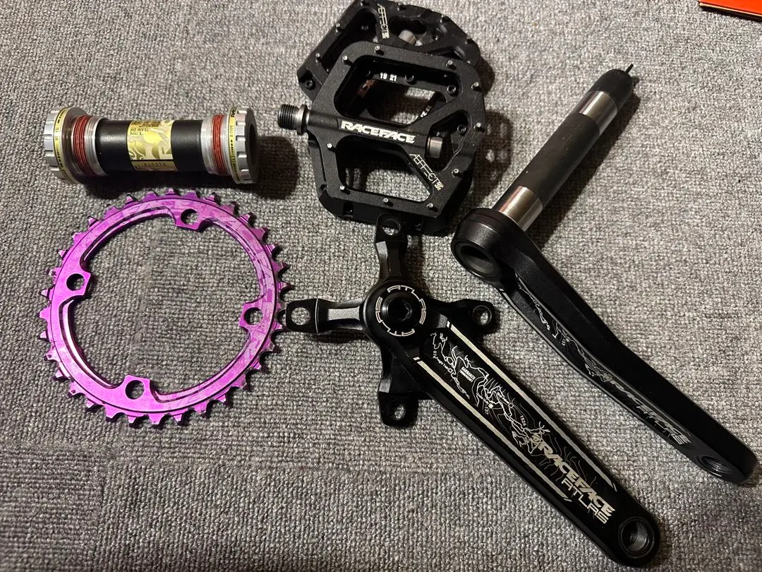 2026年最新】raceface atlasの人気アイテム - メルカリ