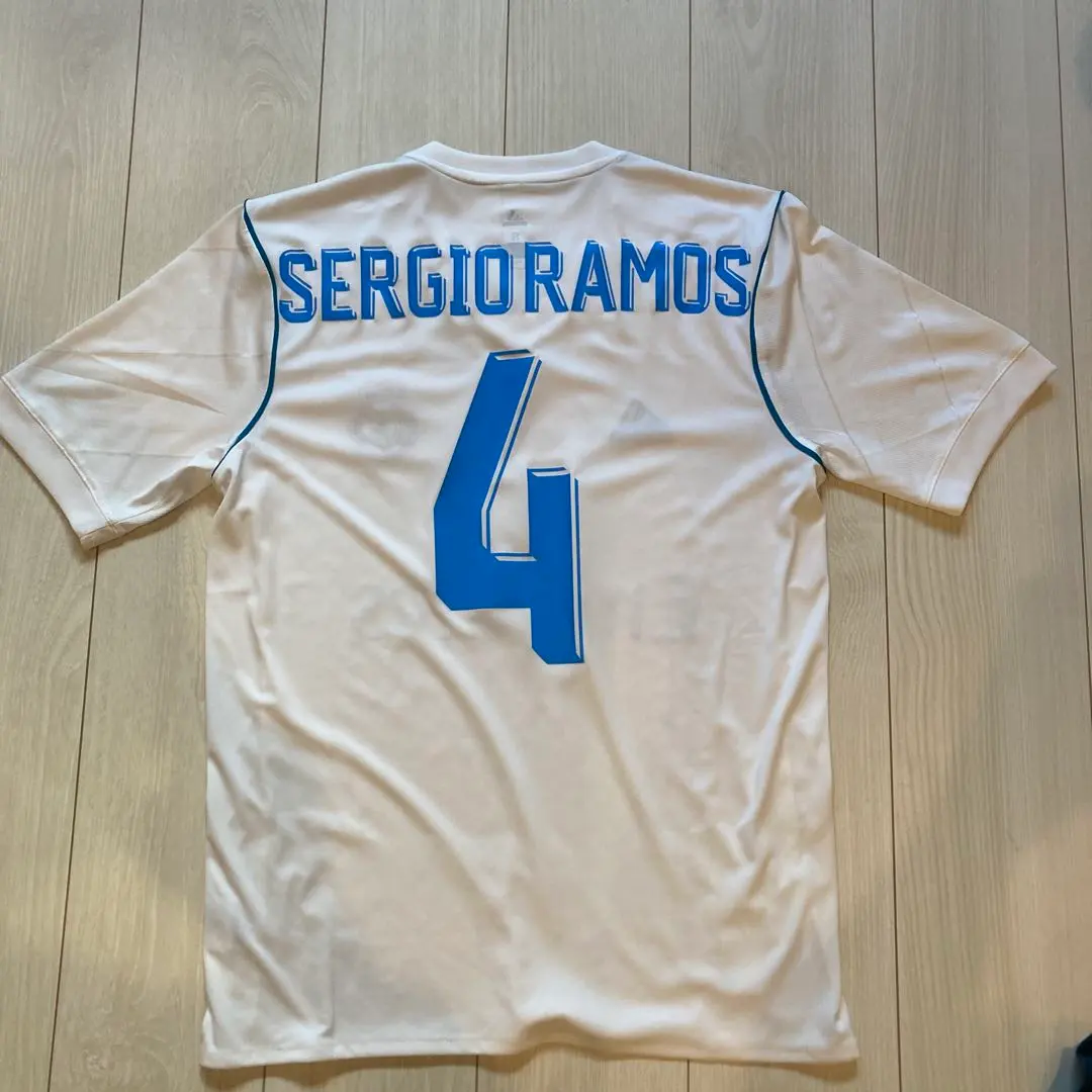 2026年最新】セルヒオ・ラモス ユニフォームの人気アイテム - メルカリ