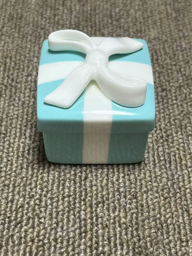 2026年最新】ティファニー 小物入れ ミニブルーボウボックス 陶器の