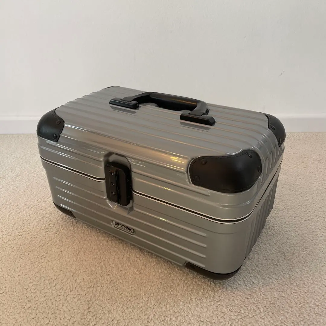 2026年最新】RIMOWA SAMBAの人気アイテム - メルカリ