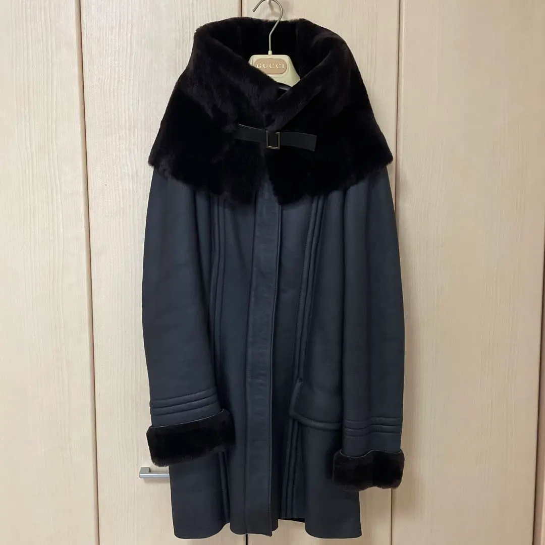 2026年最新】GUCCI ムートンコートの人気アイテム - メルカリ
