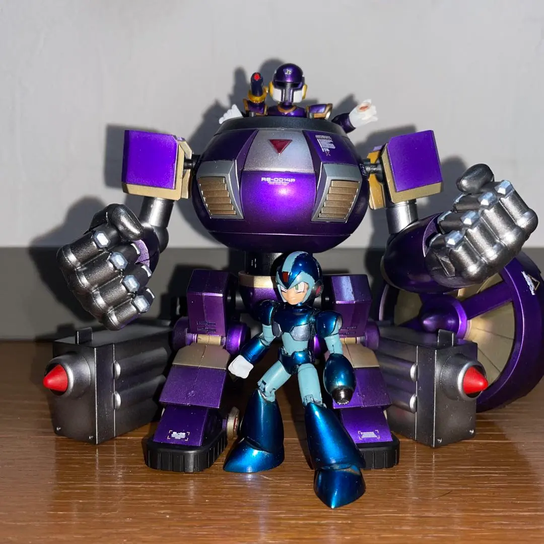 m62918394271_1.jpg?1764845034