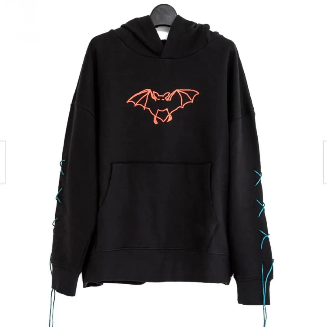 2026年最新】米津玄師 こうもりパーカー 2018の人気アイテム - メルカリ