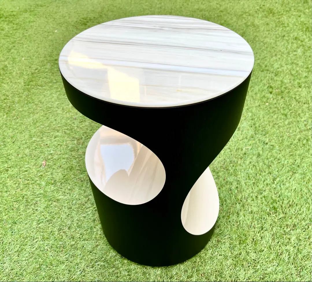 2026年最新】Minotti 机・テーブルの人気アイテム - メルカリ