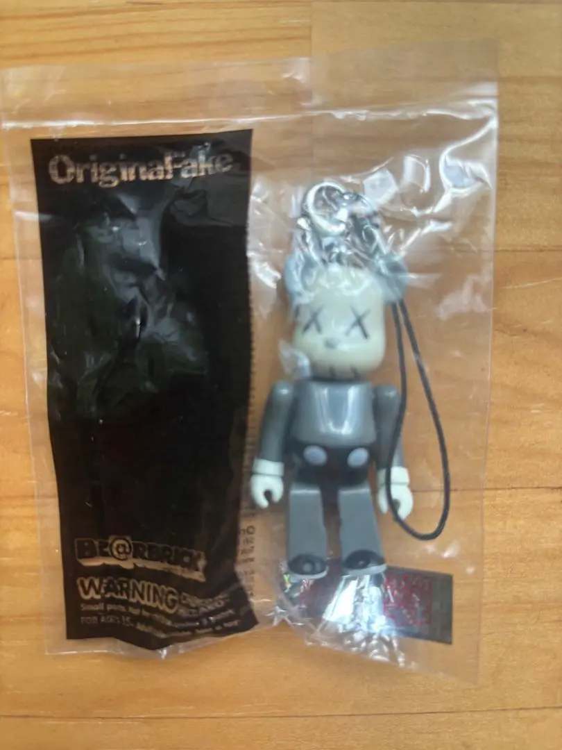 2026年最新】BE@RBRICK KAWS OriginalFakeの人気アイテム - メルカリ
