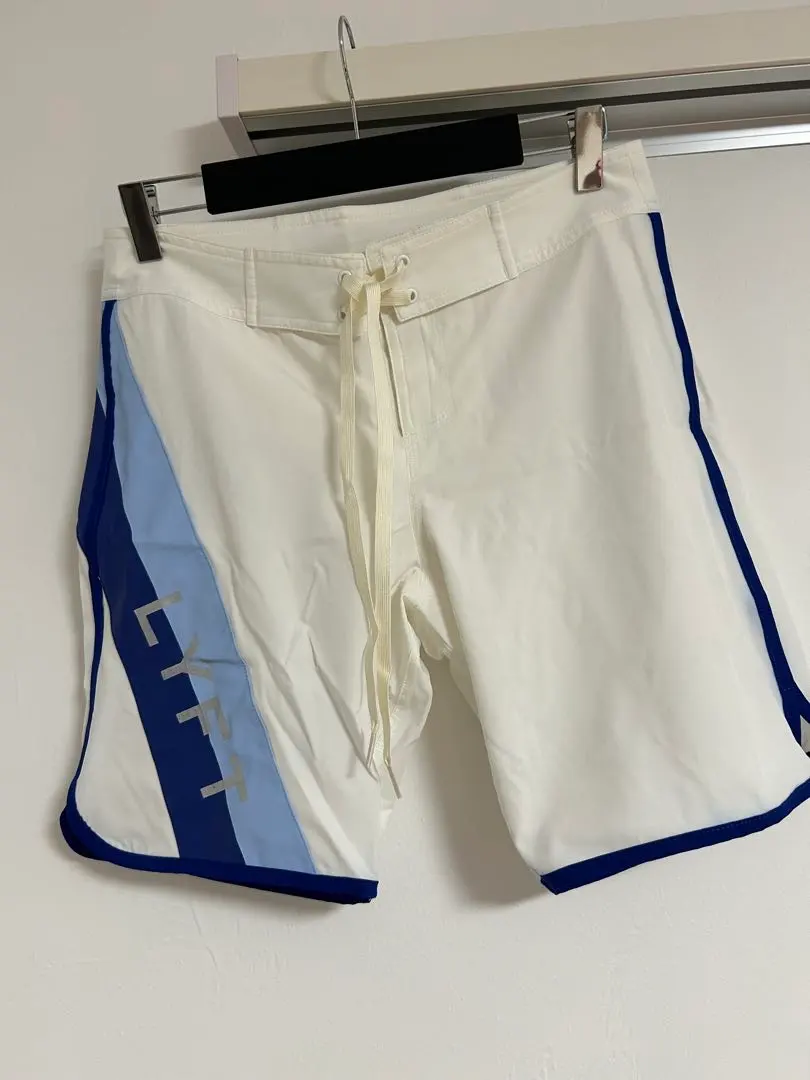 2026年最新】cronos サーフパンツの人気アイテム - メルカリ