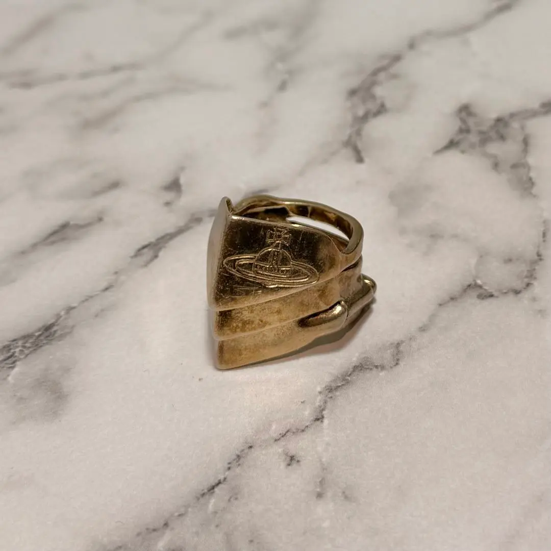 2026年最新】ヴィヴィアン ナックルの人気アイテム - メルカリ