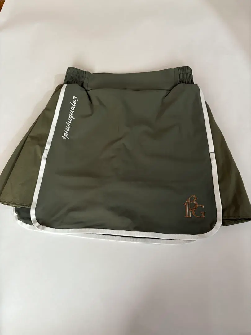 2026年最新】1piu1uguale3 スカートの人気アイテム - メルカリ