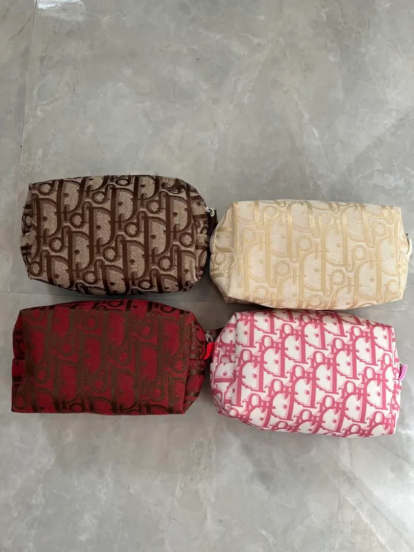 2026年最新】dior ポーチ ヒョウ柄の人気アイテム - メルカリ