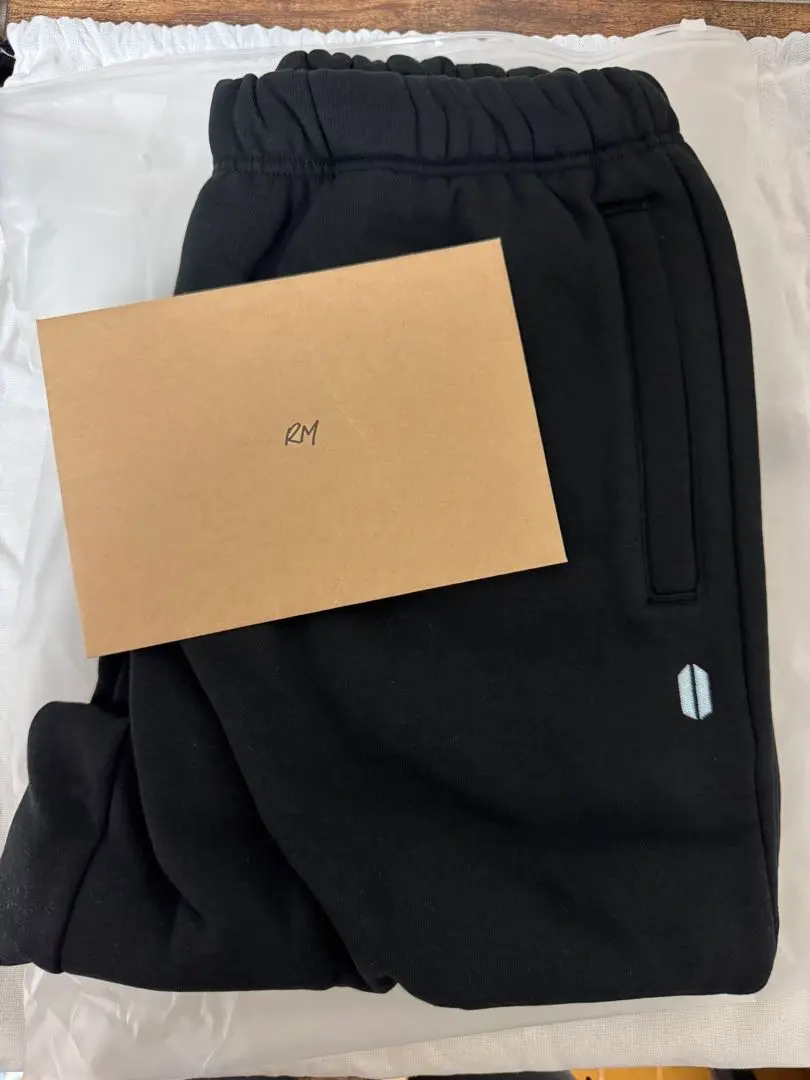 2026年最新】bts rm ジョガーパンツの人気アイテム - メルカリ