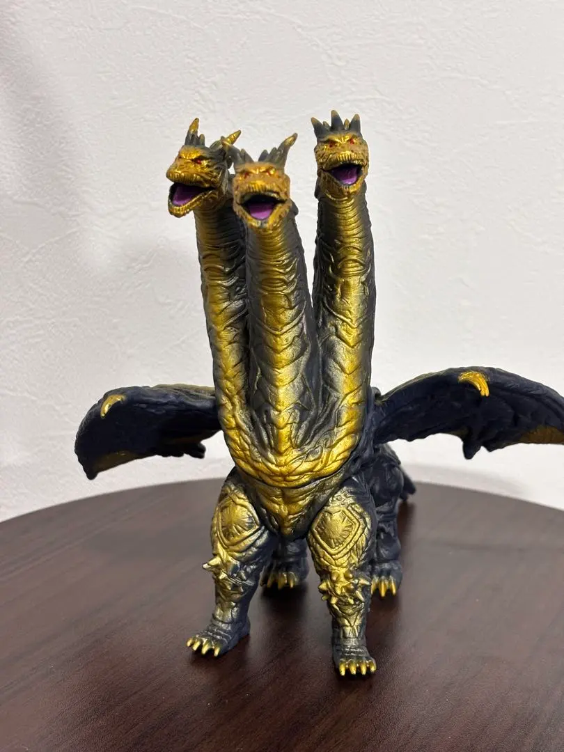 2026年最新】カイザーギドラ ソフビ 2004の人気アイテム - メルカリ