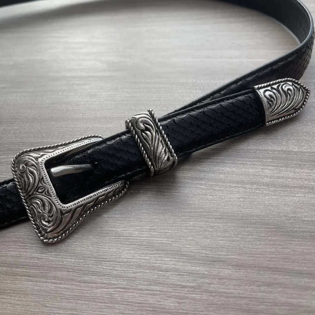 2026年最新】ウエスタンベルト サンローランの人気アイテム - メルカリ