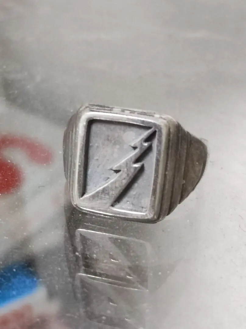 2026年最新】サンダーリング ゴローズの人気アイテム - メルカリ