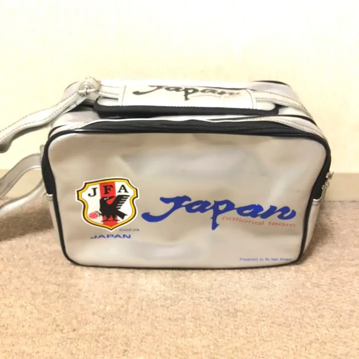 2026年最新】モルテン molten エナメルバッグの人気アイテム - メルカリ