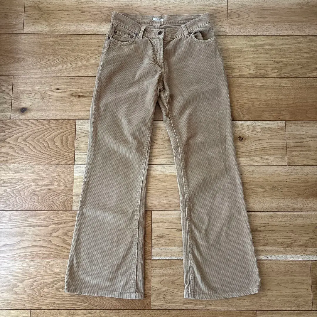 2026年最新】MIU MIU デニム・ジーンズの人気アイテム - メルカリ