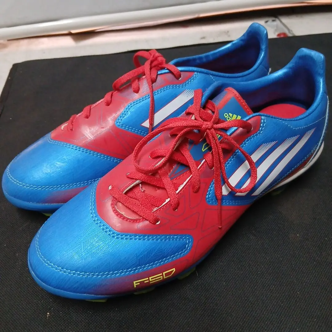 2026年最新】アディゼロf50 26.5の人気アイテム - メルカリ