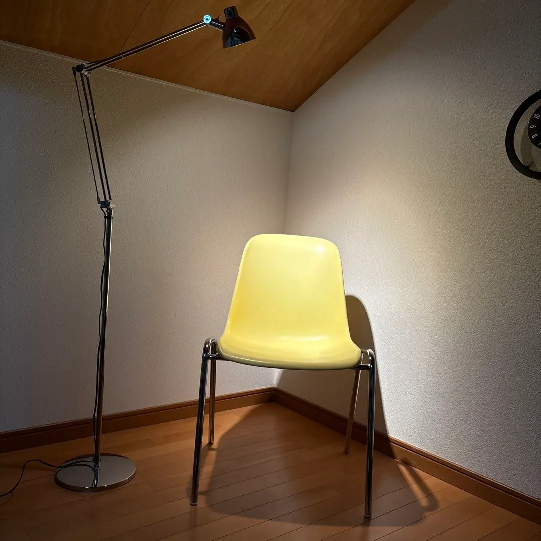 2026年最新】mod elena スタッキングチェアの人気アイテム - メルカリ