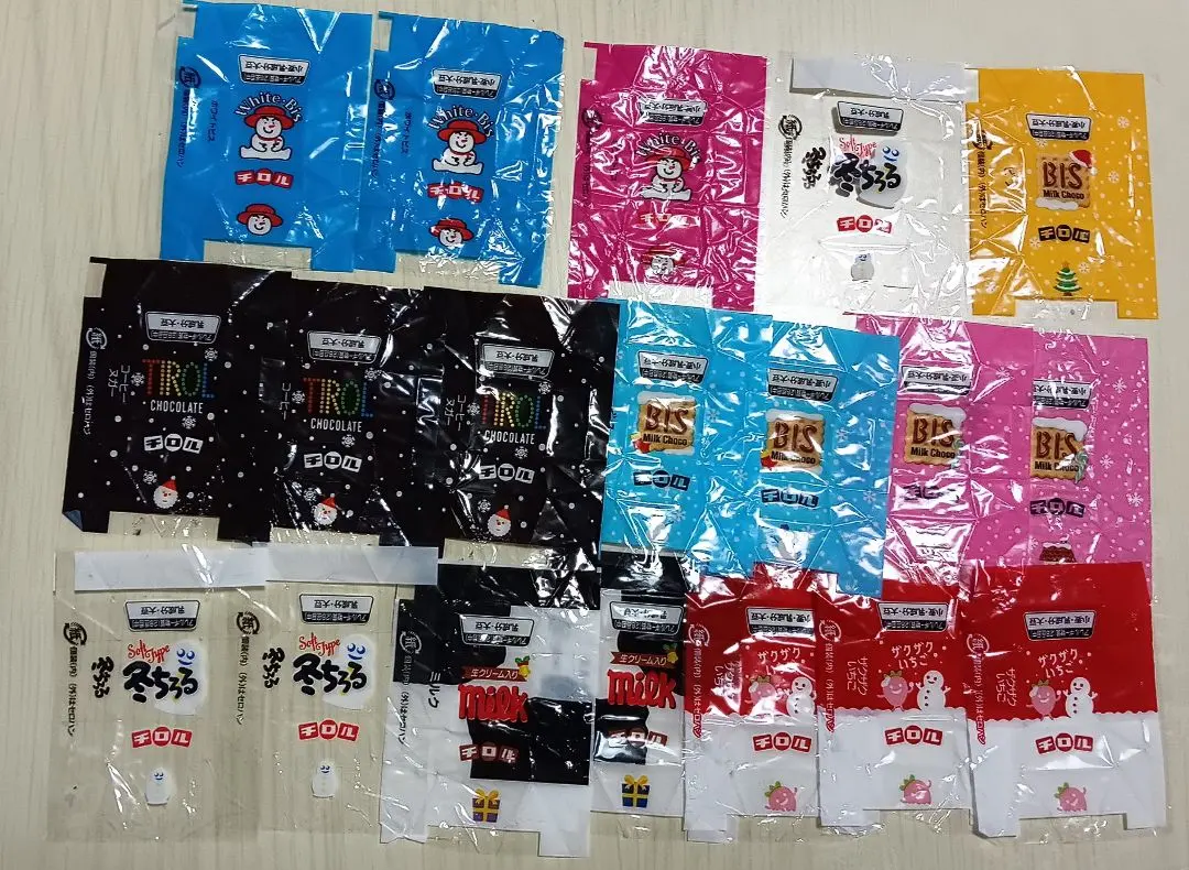 2026年最新】チロルチョコ 包み紙 レアの人気アイテム - メルカリ