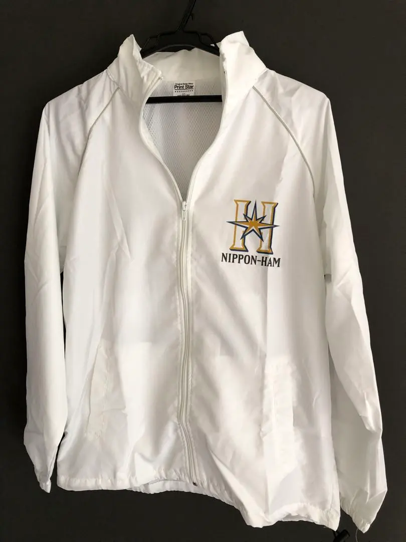 2026年最新】日本ハムファイターズジャンパーの人気アイテム - メルカリ