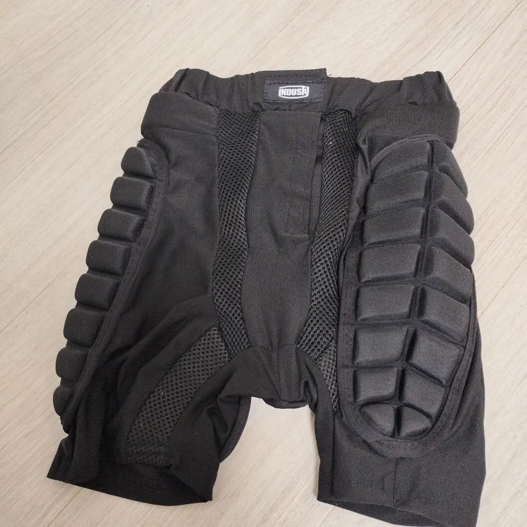 2026年最新】industy プロテクターの人気アイテム - メルカリ