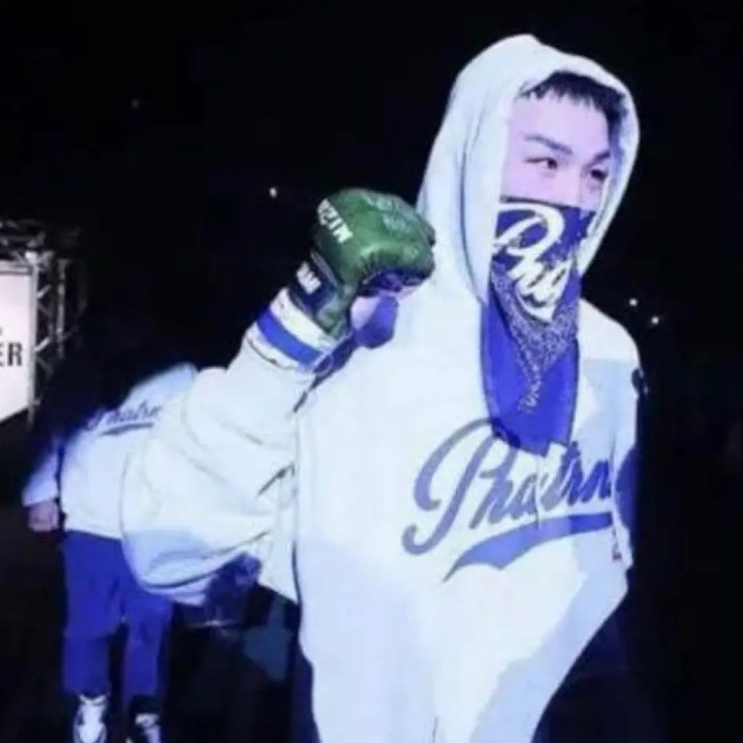 2026年最新】萩原京平 パーカーの人気アイテム - メルカリ