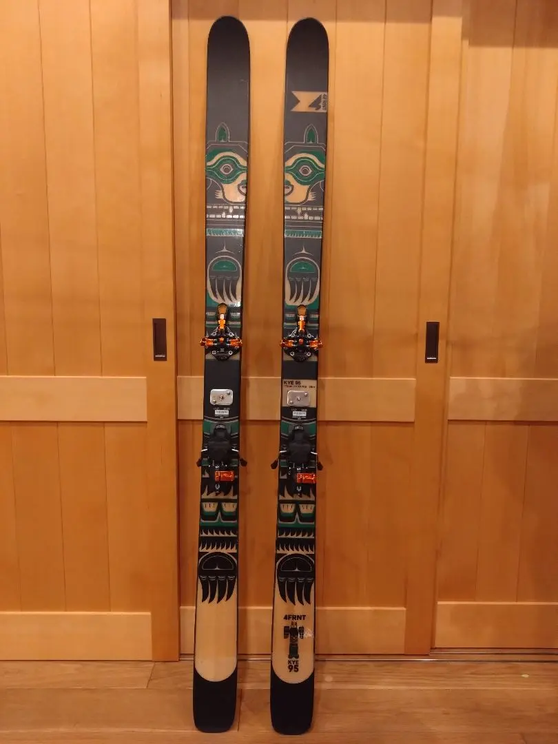 2026年最新】4FRNTの人気アイテム - メルカリ