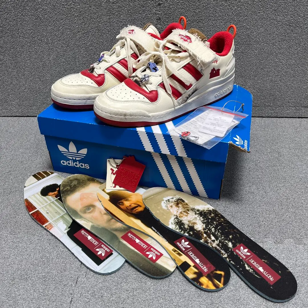 2026年最新】home alone × adidas forum lowの人気アイテム - メルカリ