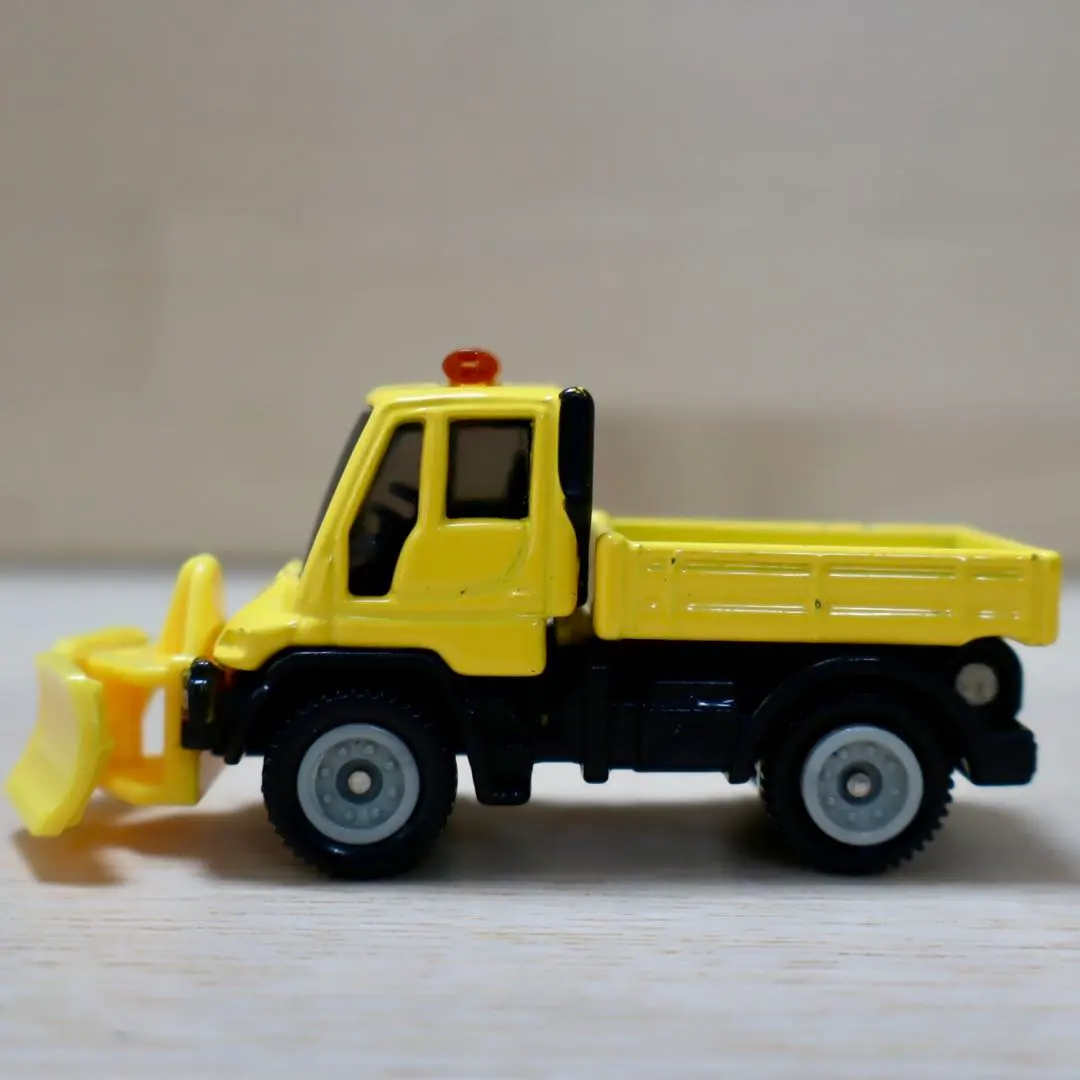 2026年最新】トミカメルセデスベンツ・ウニモグ除雪仕様車の人気