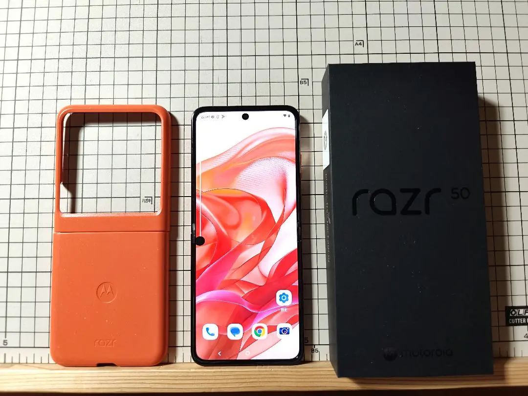 2026年最新】MOTOROLA 機種名：motorola razr 50 スマートフォン本体の