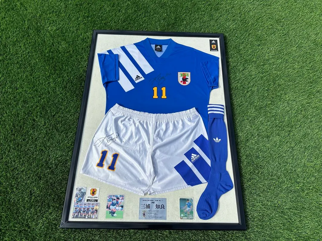2026年最新】三浦知良 ユニフォーム サインの人気アイテム - メルカリ