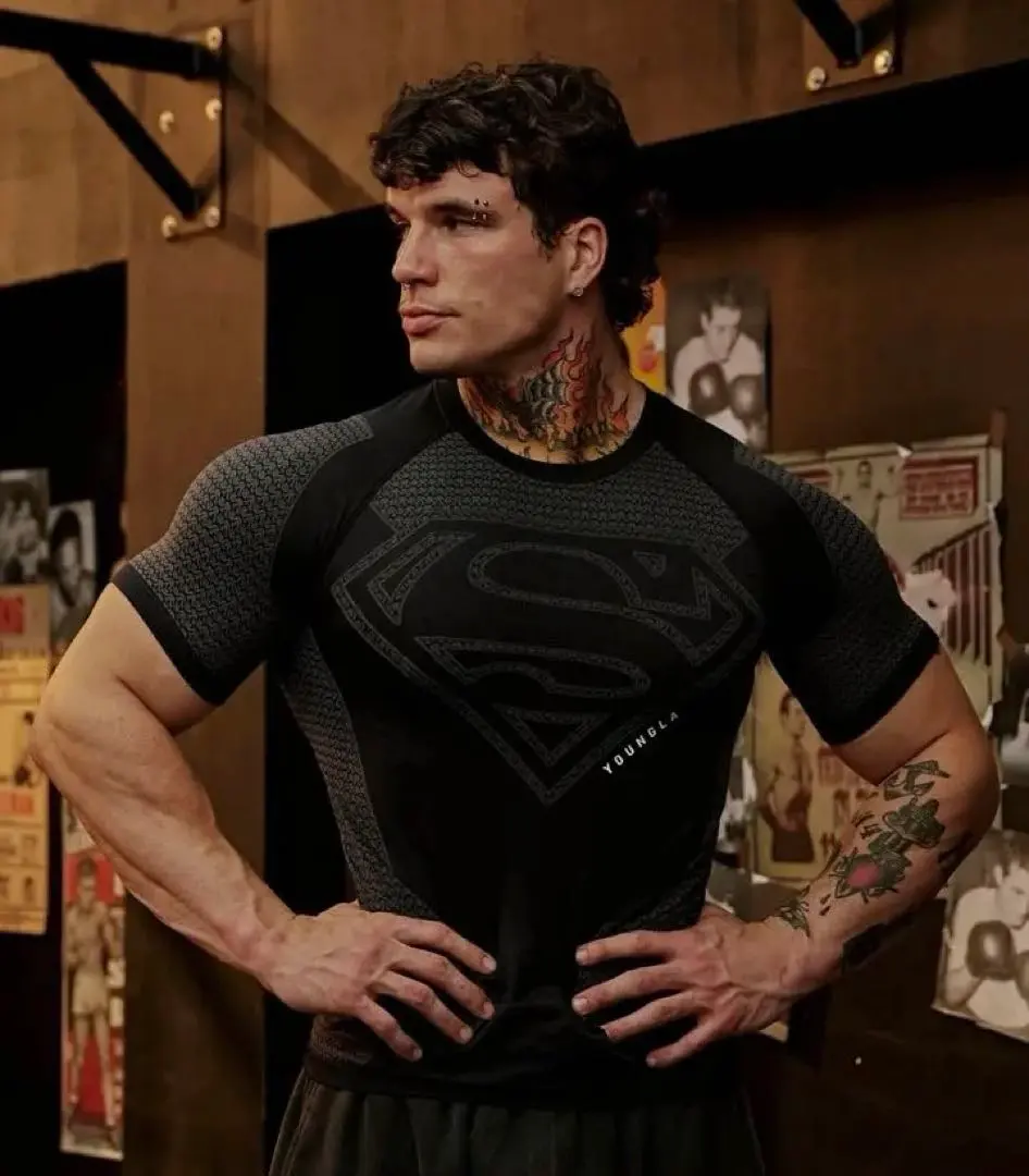 2026年最新】スーパーマンコンプレッションの人気アイテム - メルカリ