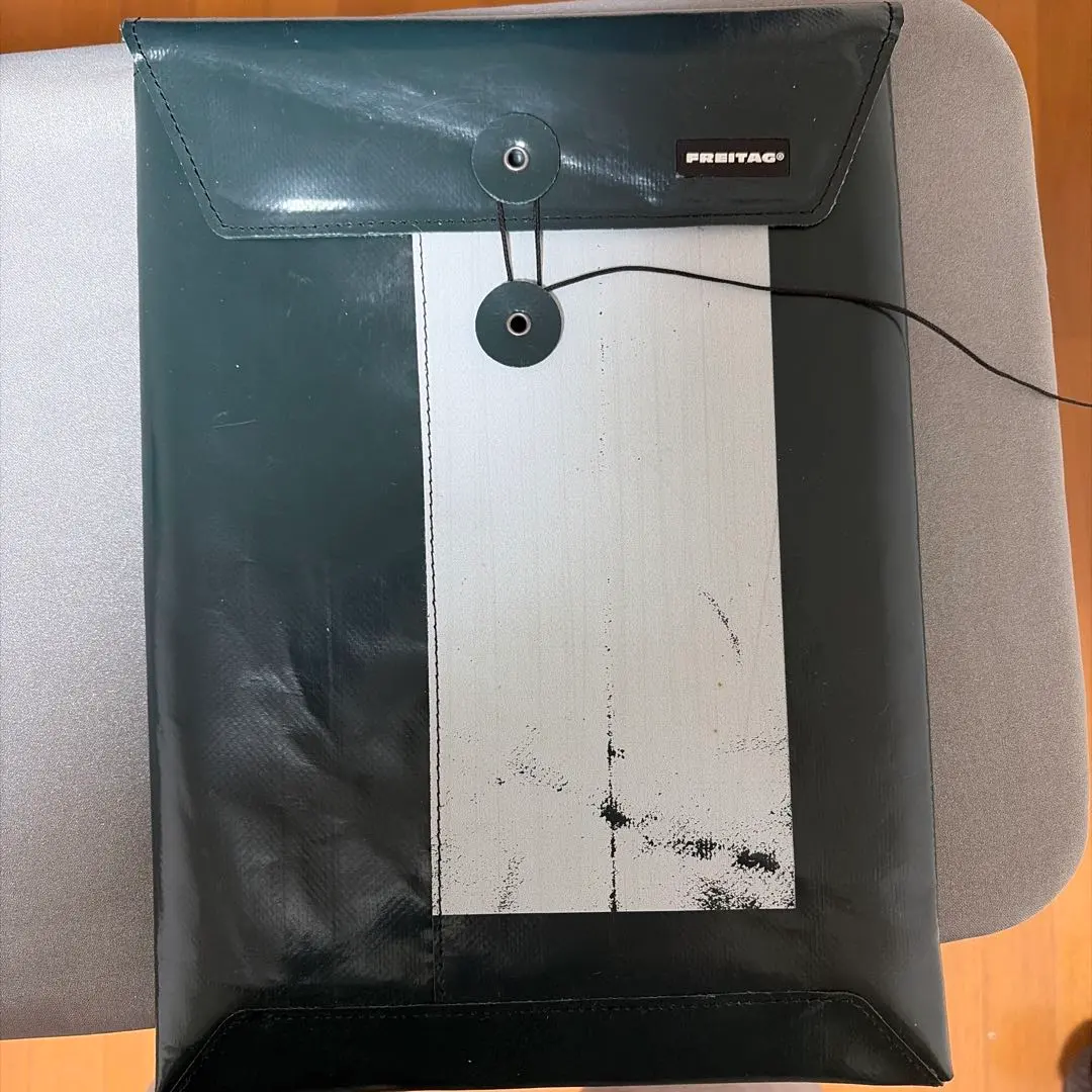 2026年最新】FREITAG ipadケースの人気アイテム - メルカリ