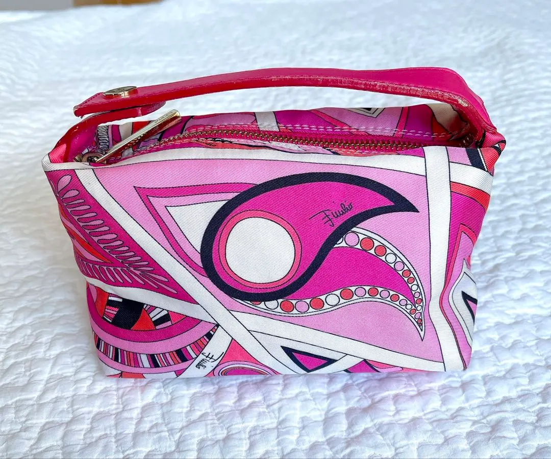 2026年最新】エミリオプッチ ミニポーチの人気アイテム - メルカリ