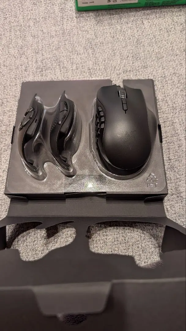 2026年最新】razer naga trinityの人気アイテム - メルカリ