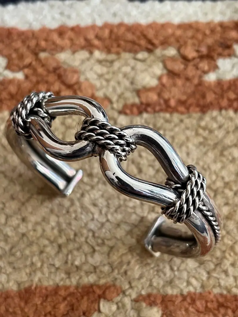 2026年最新】ホースウィスパラー バングルの人気アイテム - メルカリ