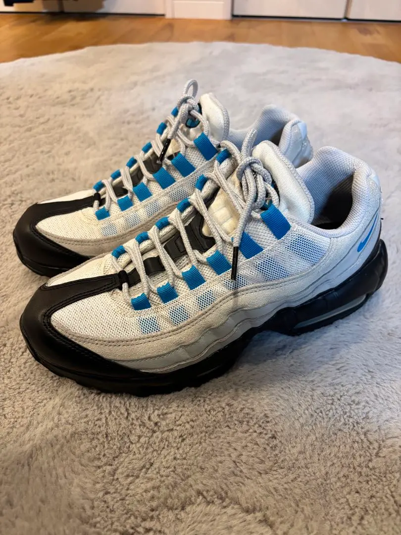 2026年最新】nike air max 95 レーザーブルーの人気アイテム - メルカリ