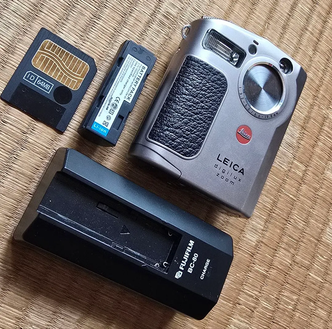 2026年最新】Leica Digilux 2の人気アイテム - メルカリ