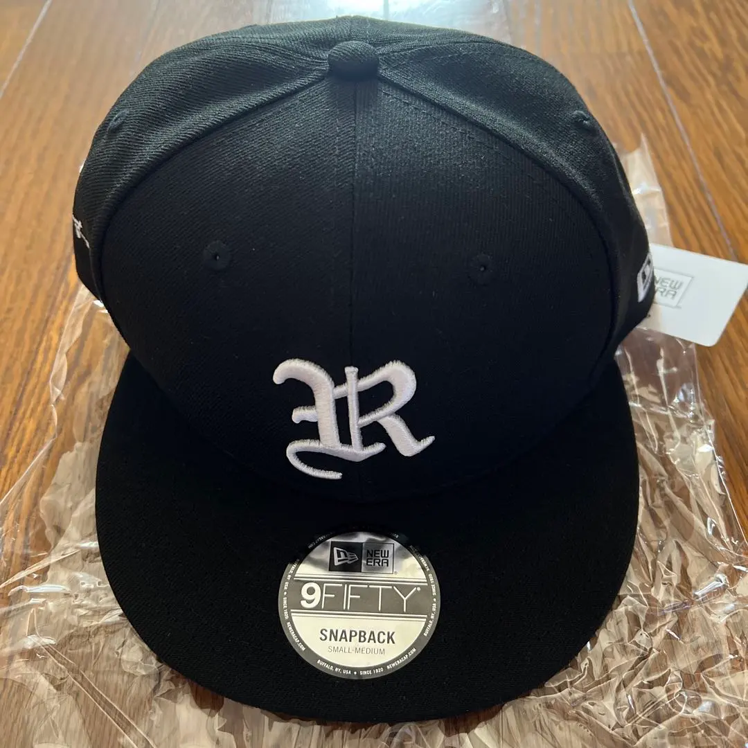 2026年最新】riehata × atmos pink × neweraの人気アイテム - メルカリ