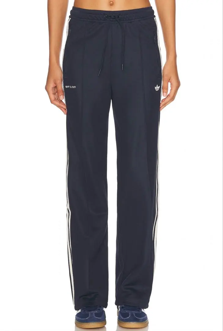 2026年最新】sporty&rich adidas トラックパンツの人気アイテム - メルカリ