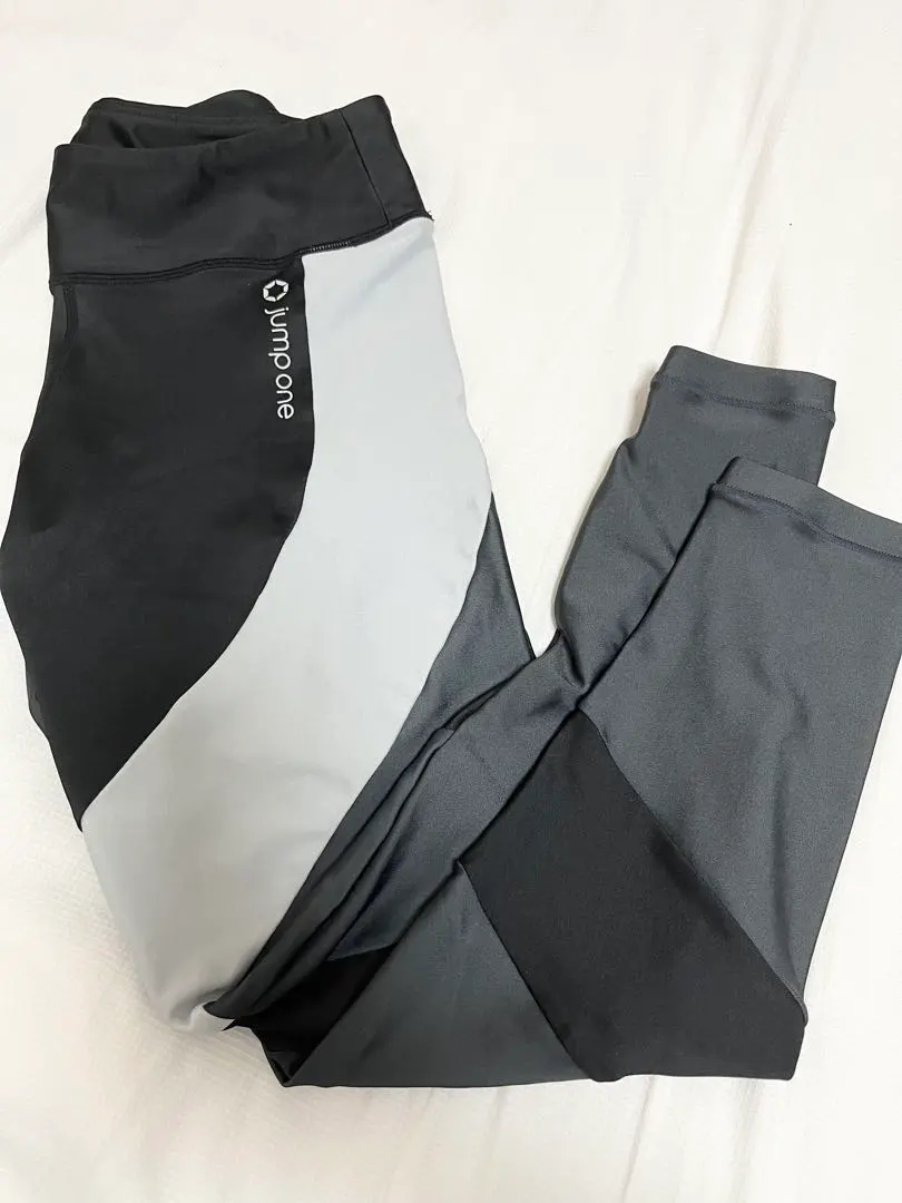 2026年最新】jump one レギンスの人気アイテム - メルカリ