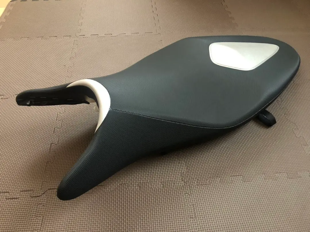 2026年最新】グラディウス 純正 シートの人気アイテム - メルカリ