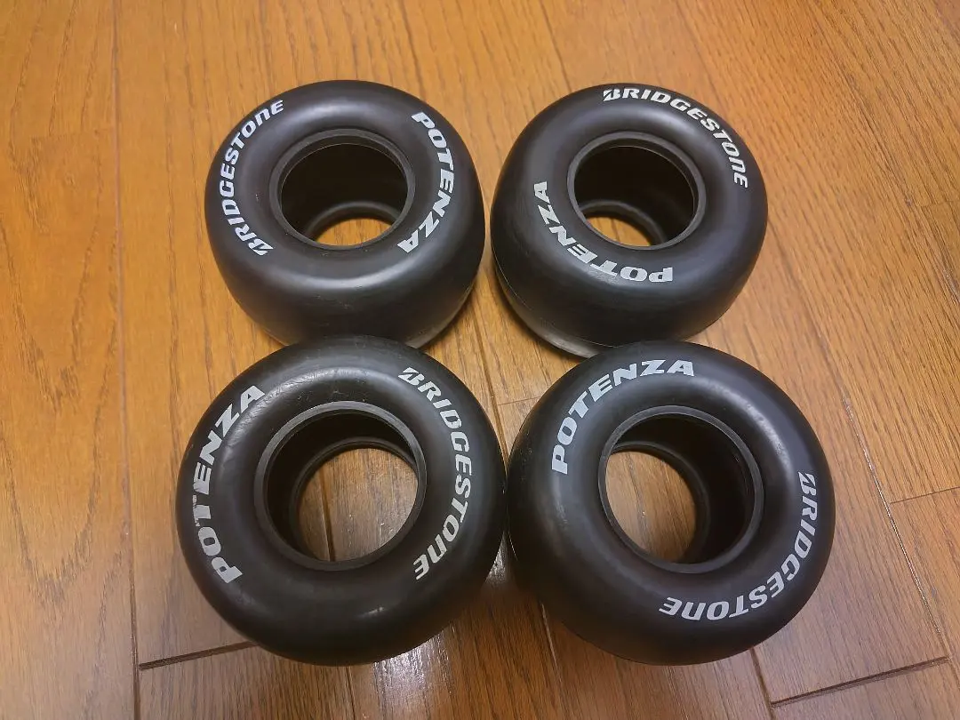 2026年最新】r31house スリックタイヤの人気アイテム - メルカリ