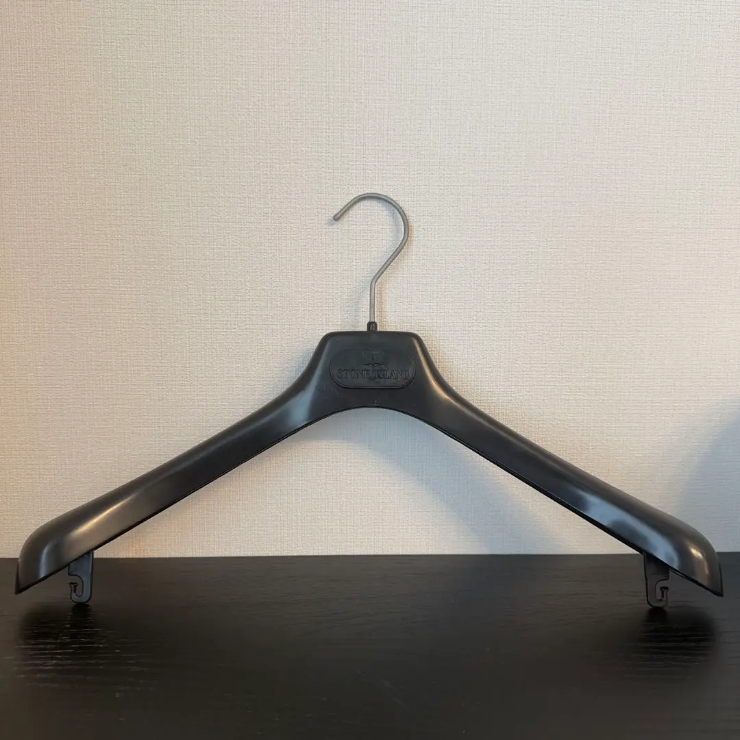 2026年最新】STONE ISLAND 衣類ハンガーの人気アイテム - メルカリ