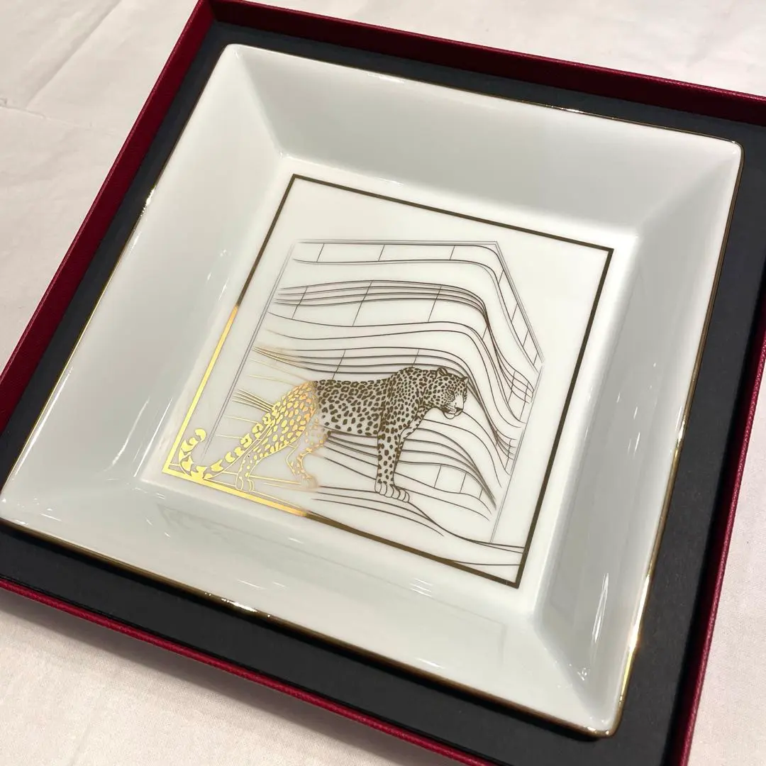 2026年最新】カルティエトレイの人気アイテム - メルカリ