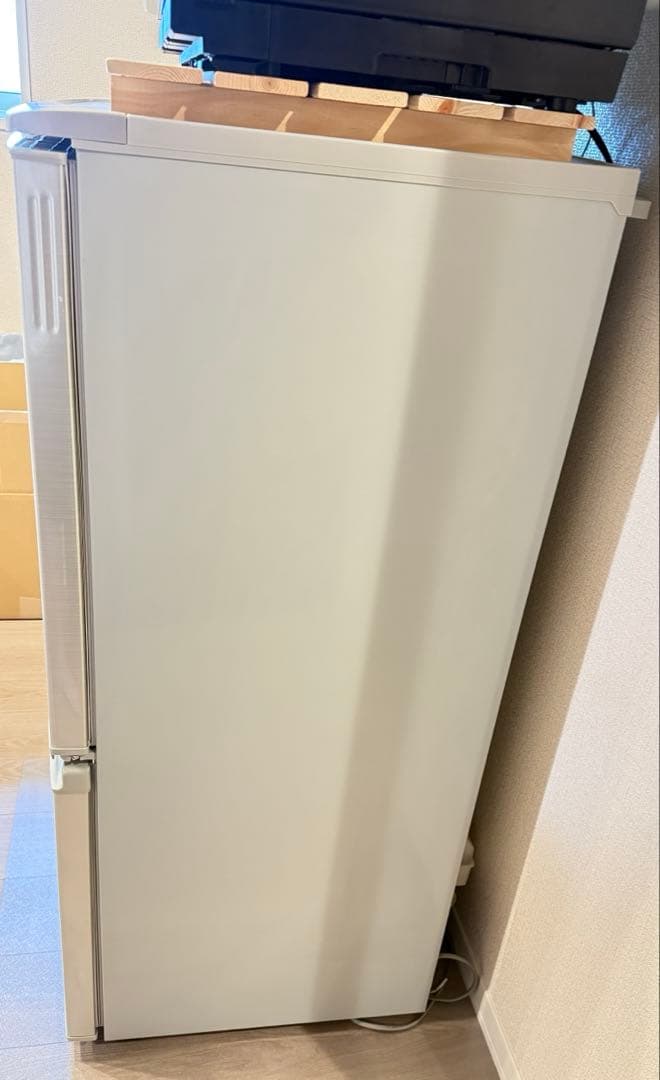 たのメル便送料込み】SHARPプラズマクラスター搭載137L冷蔵庫2012年製