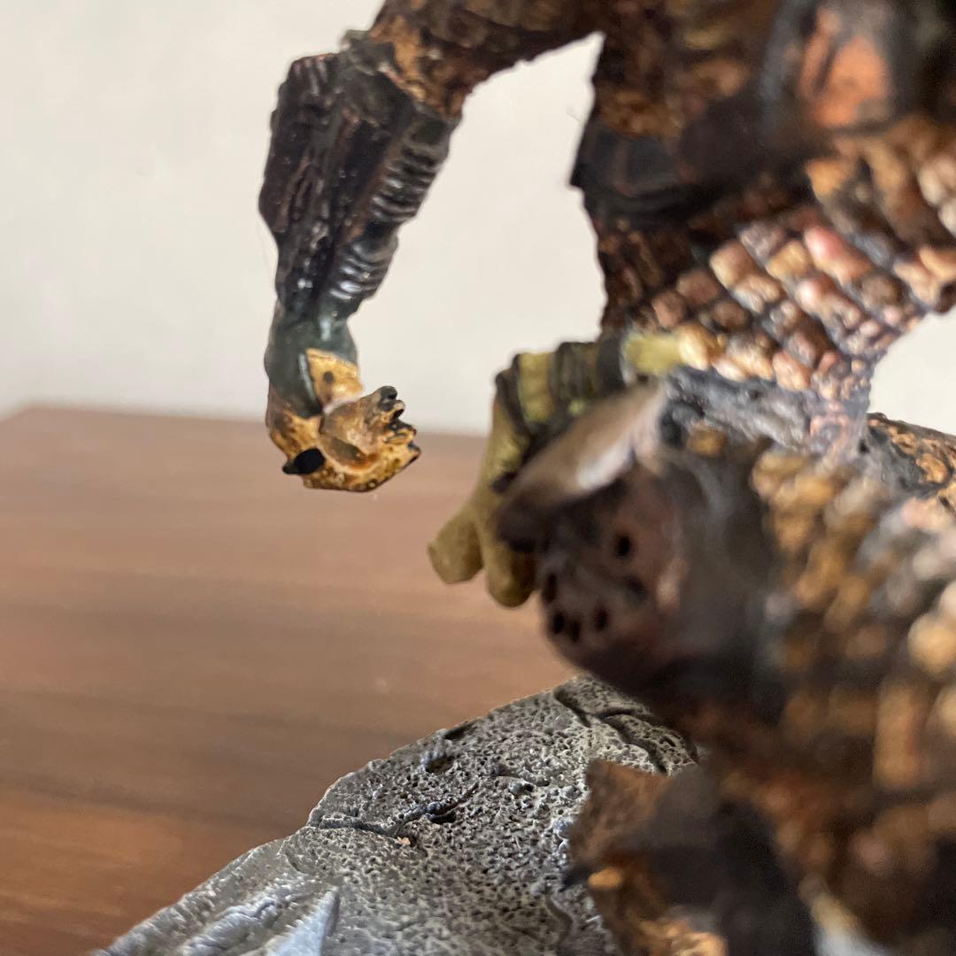 プレデター2 世界限定3,000パリセイズ製スタチューフィギュア