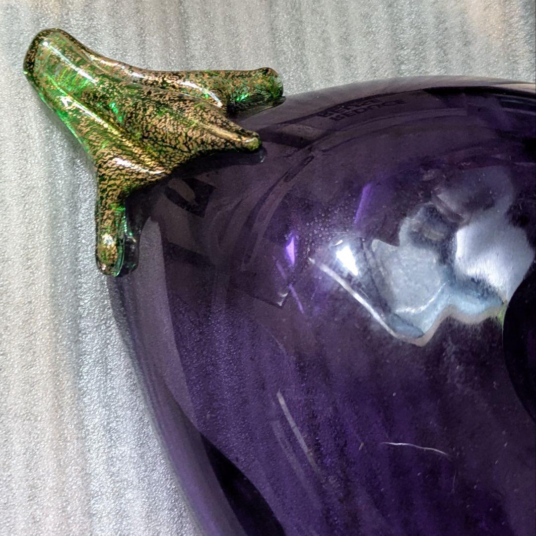 紫色のナス型ガラスボウル 紫切子 ガラス ボウル 鉢 盛り鉢 水玉 菊 モダン 昭和レトロ 大正