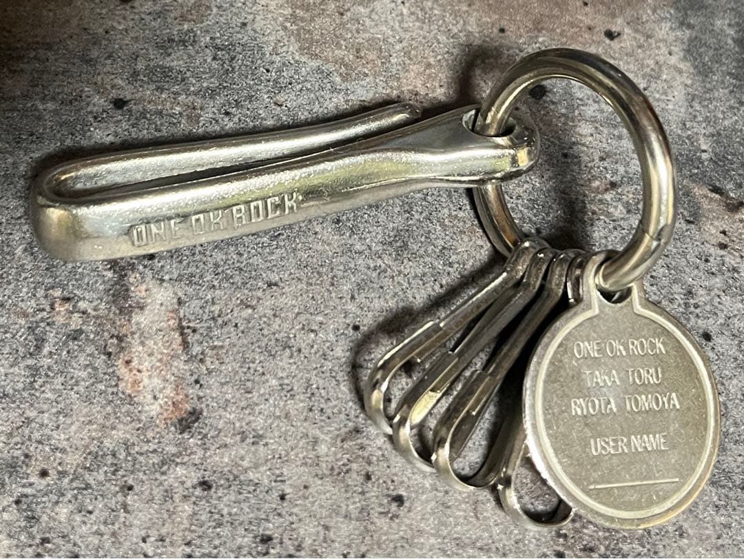 one ok rock キーフック　レギンス　ラババン　ワンオクロック　グッズ