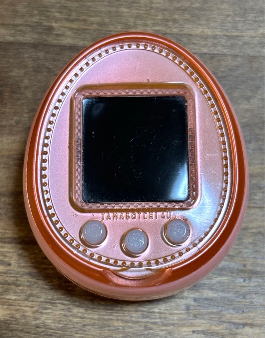 たまごっち4U＋ ピーチオレンジ